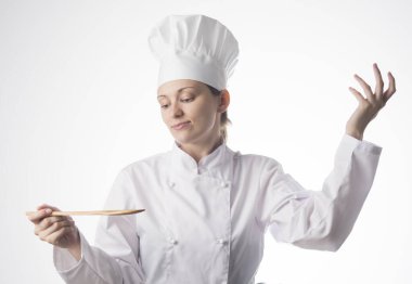 Aşçı kadın. Beyaz arkaplan üzerinde izole edilmiş