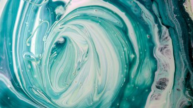 Sulu mürekkebin renkleri saydamdır. Soyut çok renkli mermer desen arkaplanı