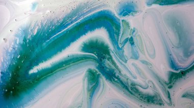 Sulu mürekkebin renkleri saydamdır. Soyut çok renkli mermer desen arkaplanı