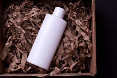 Kozmetik kaplıca, tıbbi cilt bakımı, kozmetik losyon şişesi, nakliye paketlerinde krem ambalajı, yaşlanma önleyici kolajen yüz iyileştirme serumu, temizlik...