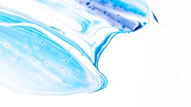 Sulu mürekkebin renkleri saydamdır. Soyut çok renkli mermer desen arkaplanı