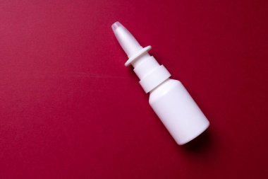 beyaz ambalaj soğuk çaresi izole edildi