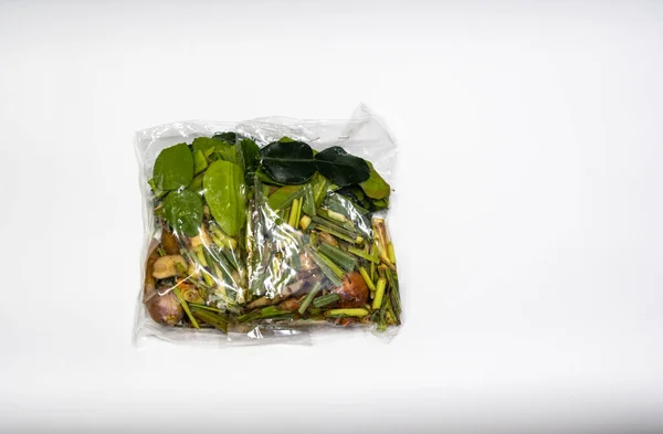 Kovidleri önlemek için bitkiler, bir çok türde, plastik ambalajda.,