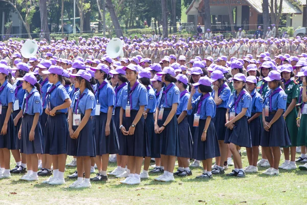 Chonburi, Thailand - April 4: unidentified Thai Scout in 20th THAILAND NATIONAL SCOUT JAMBOREE as part of the study on April 4,2015 in Vajiravudh Scout Camp, Chonburi, Thailand. — Stock Photo, Image
