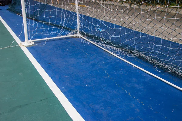 Filets de but Futsal dans le champ de futsal . — Photo