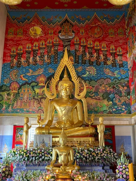 Złoty Piękny Stan Buddy Buddyjskiej Świątyni Tajlandii — Zdjęcie stockowe