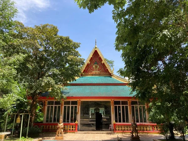 Kleurrijke Prachtige Boeddhistische Tempel Thailand — Stockfoto
