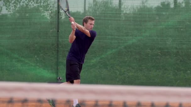 Oyuncu Tenis oynarken — Stok video