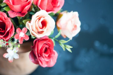 bir tencerede güller