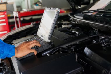 Tanılama makine aletleri kullanarak makinist