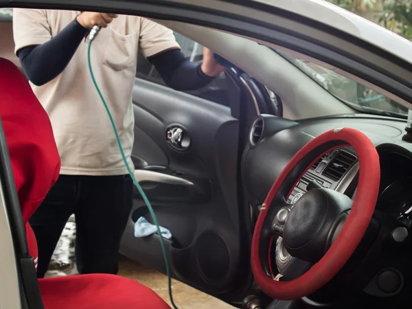 Auto interieur reinigen Stockfoto\'s, Rechtenvrije Auto interieur ... Auto interieur reinigen Stockfoto\'s, Rechtenvrije Auto interieur ...