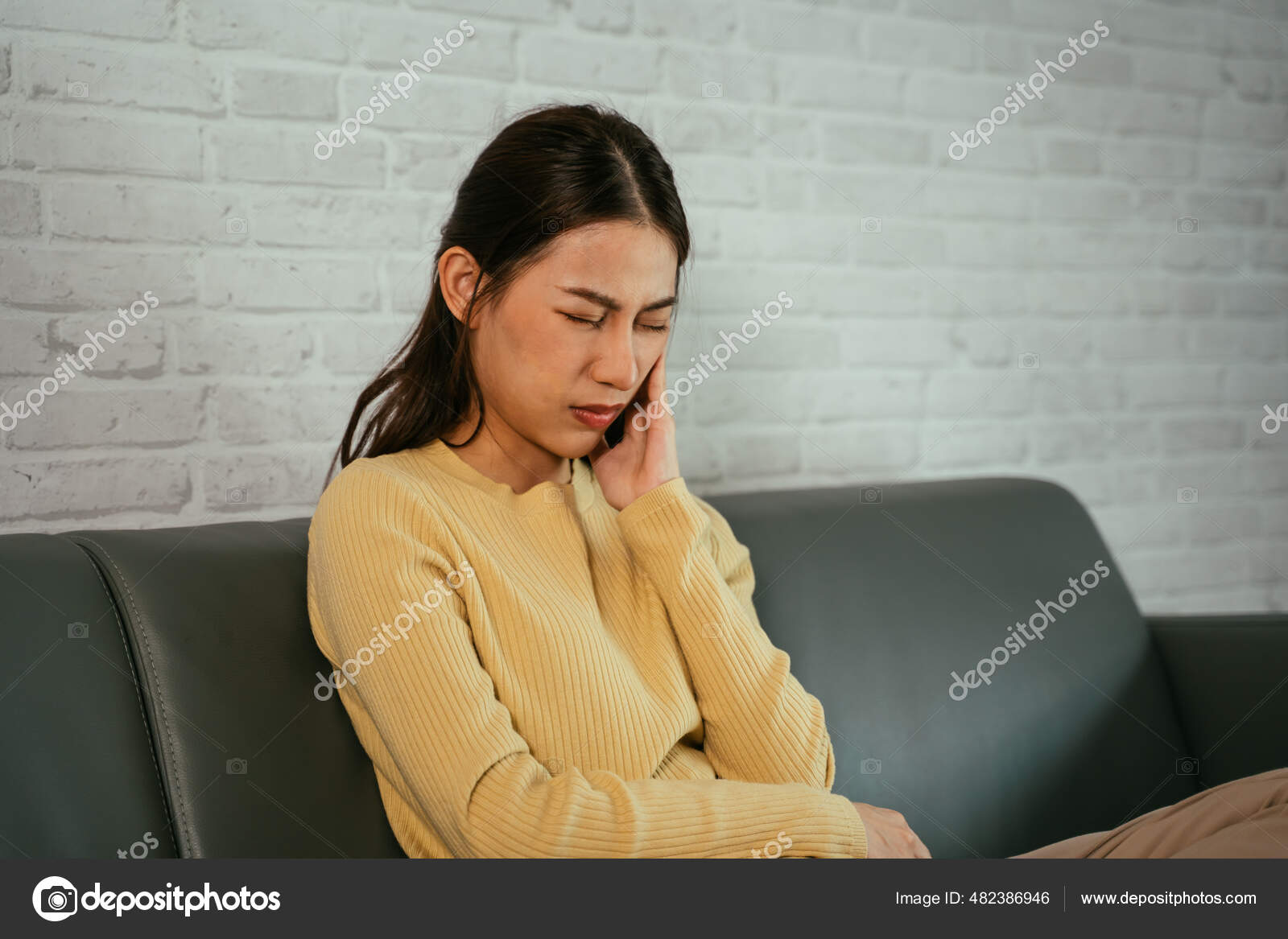 болит шея грипп