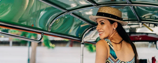 Female tourist travelling in tram — Stock Photo, Image