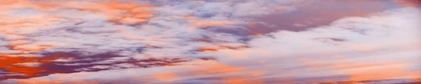 Abstract colorful background. Blue purple orange sky at sunset background. Sunset in the clouds. — Stock Photo, Image