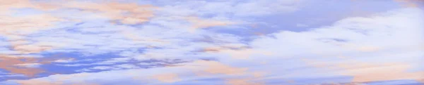 Abstract colorful background. Blue purple orange sky at sunset background. Sunset in the clouds. — Stock Photo, Image