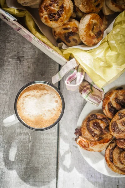 Cinnabon Kávésbögre Háttéren Stock Fotó