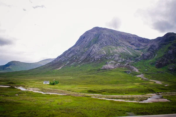 Highlands Scotland Montagnes Écosse Collines Verdoyantes Montagne Étonnante Highlander Paysage — Photo