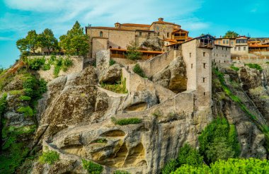 Meteora, Teselya, Yunanistan 'daki Büyük Meteoron Manastırı' nın panoramik görüntüsü