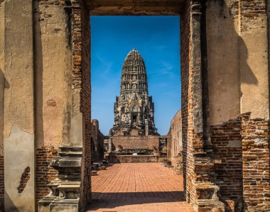 Wat Ratchaburana, Wat Phra Ram, Ayutthaya Krallığı - Tayland 'da bir Ayutthaya turunun en çarpıcı tapınaklarından biri.