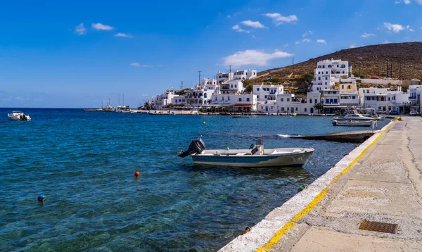 Ormos Panormou Panormos Grecia Ottobre 2020 Barca Pesca Case Cicladiche — Foto Stock