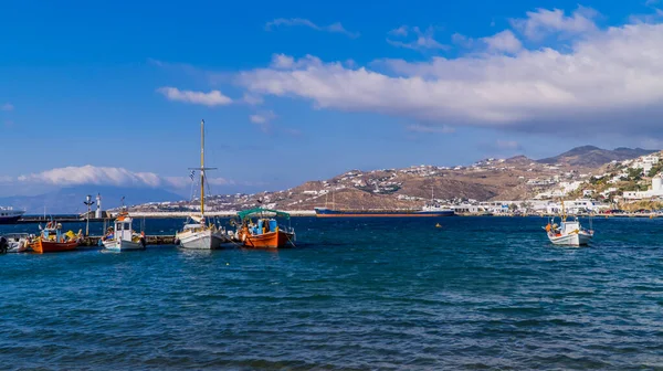 Město Mykonos Chora Řecko Října 2020 Pohled Malé Rybářské Lodě — Stock fotografie