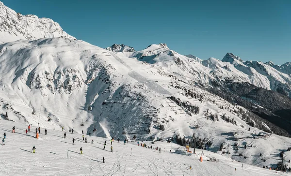 Skieurs Snowboardeurs Sur Les Pistes Station Ski Anton Arlberg Autriche — Photo