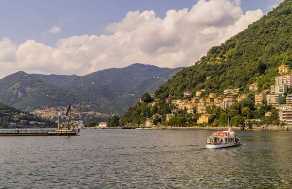 Como Italië Augustus 2020 Boot Varen Het Comomeer Lombardije — Stockfoto