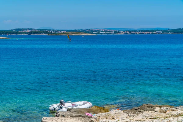 Kamenjak Istrie Croatie Juillet 2020 Bateau Moteur Dans Parc National — Photo