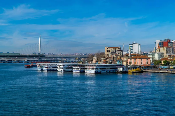 Istanbul Turkey February 2021 Ferries Docking Galata Golden Horn River — Stock Photo, Image