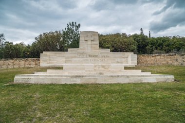 Gelibolu (Gelibolu), Türkiye - 2 Mart 2021 - Birinci Dünya Savaşı Gelibolu Seferi 'nden kalma İngiliz İmparatorluğu ve Anzak askerleri mezarlığı