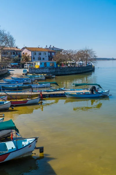 Golyazi Turkey March 2021 Θέα Παραδοσιακών Αλιευτικών Σκαφών Και Σπιτιών — Φωτογραφία Αρχείου