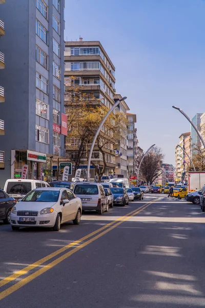 Ankara Törökország Március 2021 Függőleges Utcai Fotózás Üzletek Épületek Autók — Stock Fotó