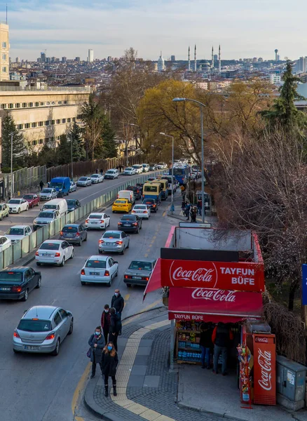 Ankara Törökország Március 2021 Vertikális Utcai Fotózás Forgalmas Sugárúton Ankara — Stock Fotó