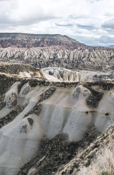 Hermosa Vista Vertical Paisajes Únicos Capadocia Con Formaciones Rocosas Chimeneas — Foto de Stock