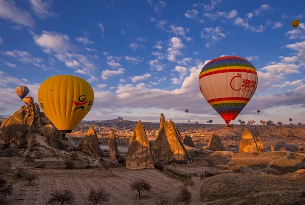 Goreme Turcja Marca 2021 Widok Panoramy Wycieczki Balonem Ogrzane Powietrze — Zdjęcie stockowe