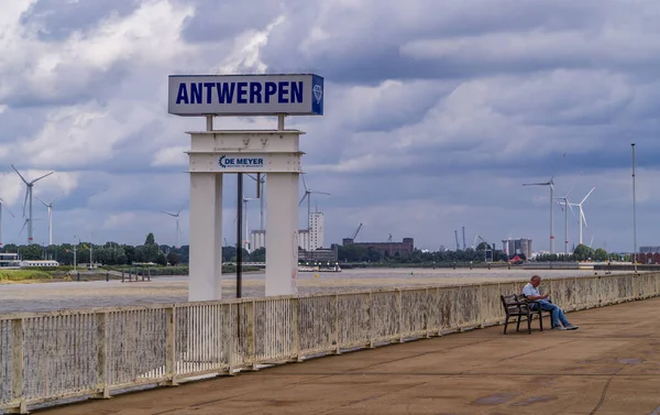 Antwerp Belgium August 2021 Man Sitting Next Antwerp Antwerpen Port — Stock Photo, Image