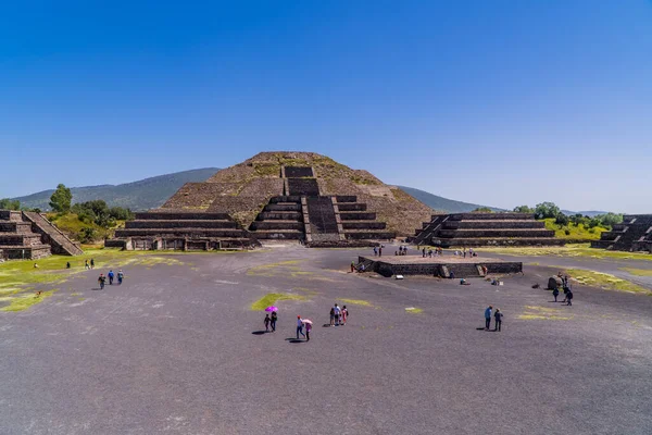 Teotihuacán México Agosto 2021 Vista Aérea Panorámica Los Turistas Frente — Foto de Stock