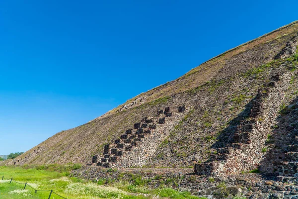 Piękny Panoramiczny Widok Piramidę Słońca Teotihuacan Meksyk — Zdjęcie stockowe