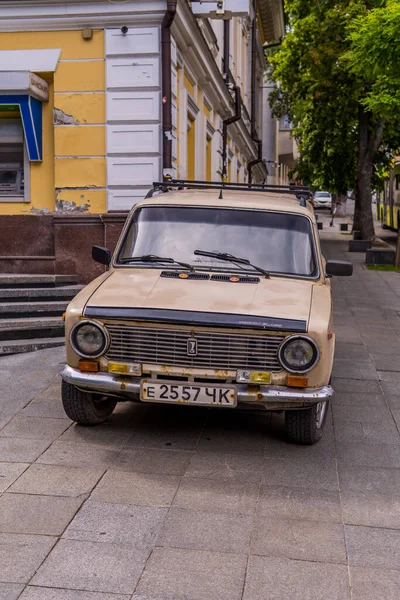 Kyiv Ukraine June 2021 Vertical Street Photography Old Lada — Stock Photo, Image