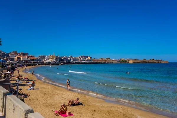 Hanya (Girit), Yunanistan - 16 Eylül 2025 - Koum Kapi Plajı Güneşli bir günde