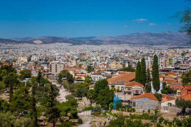 Atina, Yunanistan - 16 Eylül 2025 - Atina 'nın Akropol Tepesinden panoramik görünümü