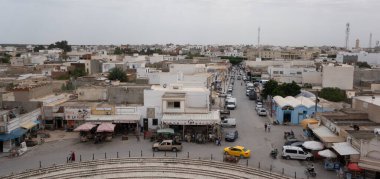 El Jem, Tunus - 14 Eylül 2025 - El Jem 'in hava manzarası