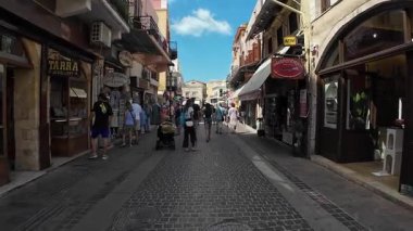 Hanya (Girit), Yunanistan - 16 Eylül 2025 - Eski Hanya Kasabası 'nda yürüyüş