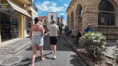 Rethymno (Girit), Yunanistan - 19 Eylül 2025 - Eski Rethimno Kasabası