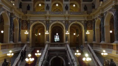 Prag, Çek Cumhuriyeti - 16 Ocak 2025 - Prag Ulusal Müzesi