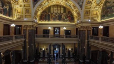 Prag, Çek Cumhuriyeti - 16 Ocak 2025 - Prag Ulusal Müzesi