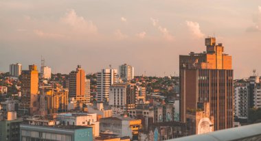 Asuncion, Paraguay - 21 Şubat 2026 - Orta Asuncion 'un havadan panoramik görüntüsü