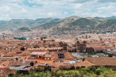 Tarihsel Peru şehri Cusco 'nun havadan panoramik görüntüsü