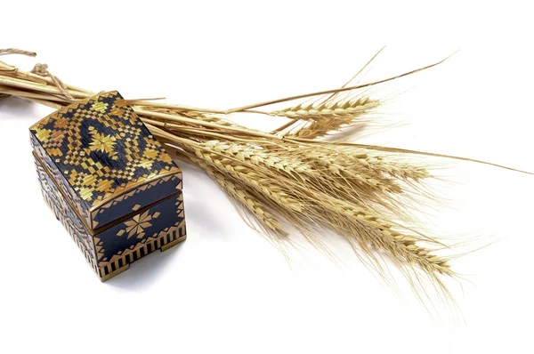 Sarı tabut ve tahıl kulaklar, ayrı tut