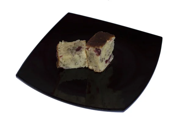 两片樱桃馅饼, 放在一个黑色的盘子里 — 图库照片